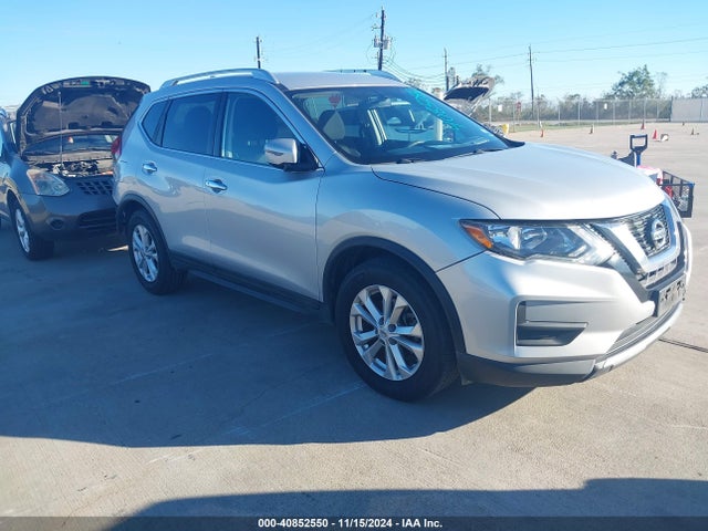 Nissan ROGUE SV 2017 KNMAT2MT9HP563305 Image 1
