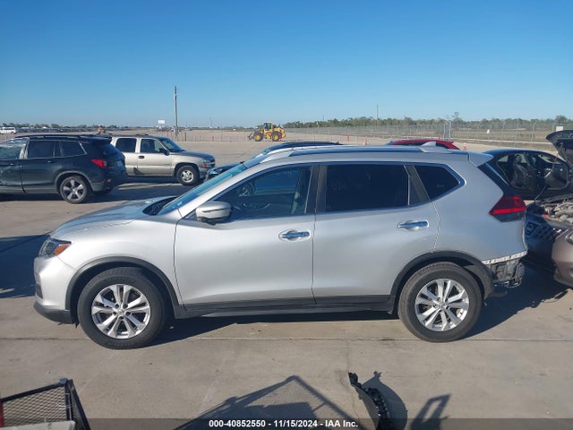 Nissan ROGUE SV 2017 KNMAT2MT9HP563305 Image 14