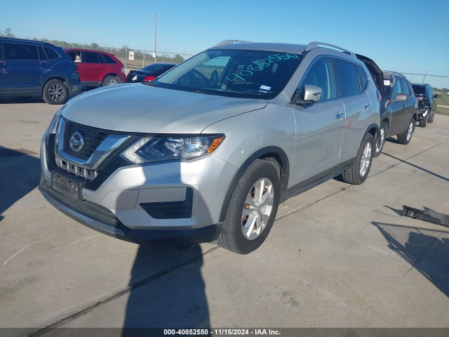 Nissan ROGUE SV 2017 KNMAT2MT9HP563305 Image 2