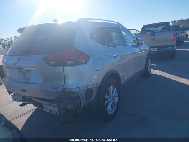 Nissan ROGUE SV 2017 KNMAT2MT9HP563305 Image 4