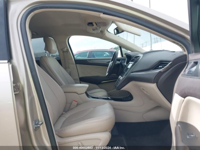 5LMCJ1C95HUL51333 Lincoln Mkc Premiere