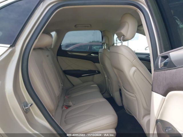 5LMCJ1C95HUL51333 Lincoln Mkc Premiere