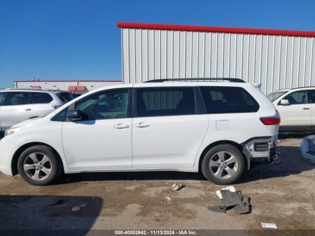 5TDKK3DC3FS563199 Toyota Sienna Le 8 Passenger