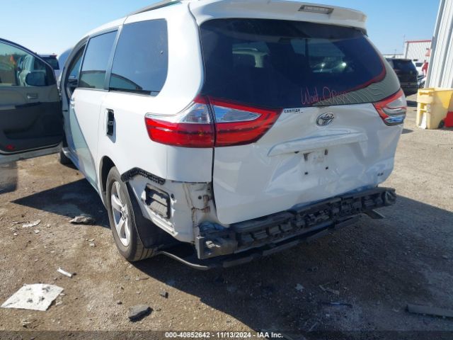 5TDKK3DC3FS563199 Toyota Sienna Le 8 Passenger