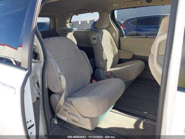 5TDKK3DC3FS563199 Toyota Sienna Le 8 Passenger