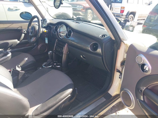 2006 MINI COOPER WMWRC33516TK15267 Photo 4