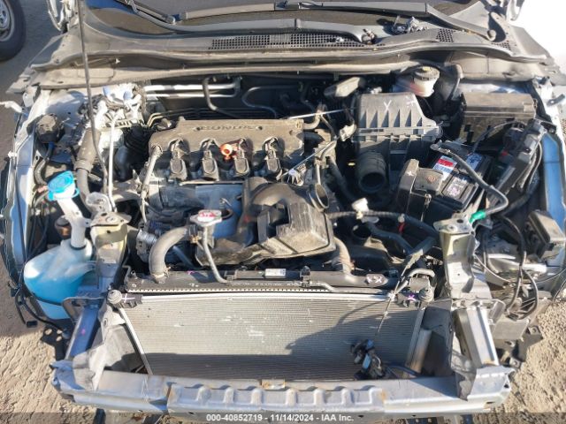 3CZRU6H3XJG729840 Honda HR-V LX