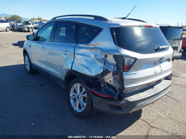 1FMCU9GD4JUB15737 Ford ESCAPE SE