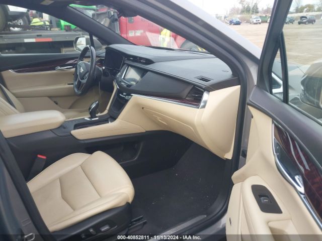 1GYKNDRS0HZ280767 Cadillac XT5 LUXURY