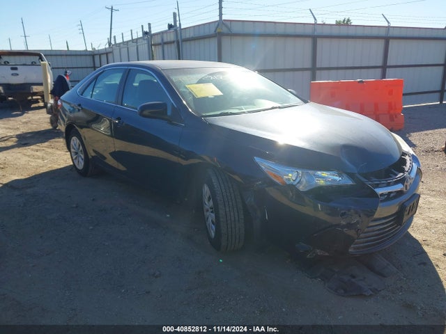 2017 4T1BF1FK8HU712794 main image