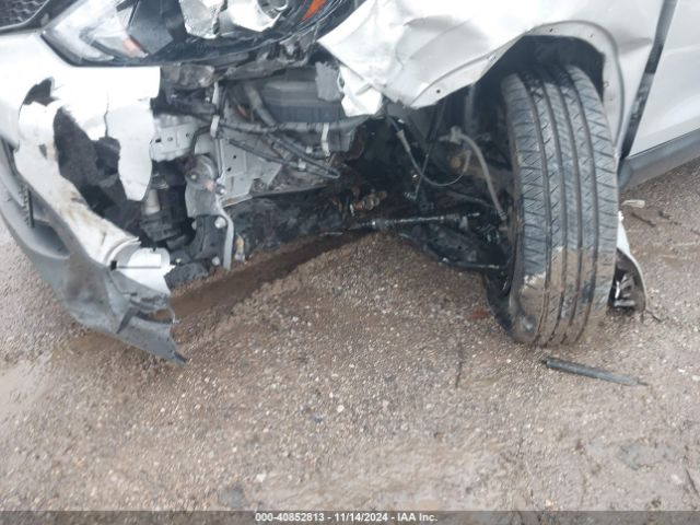 JN1BJ1CRXKW341589 Nissan Rogue Sport S