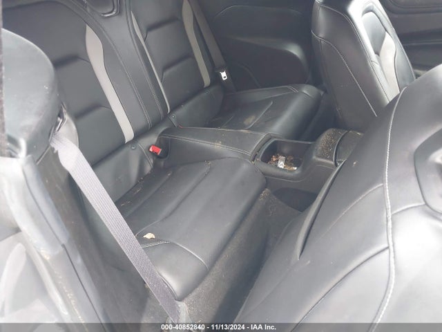 Chevrolet Camaro 3lt 2019 1G1FD3DS1K0145927 Image 8