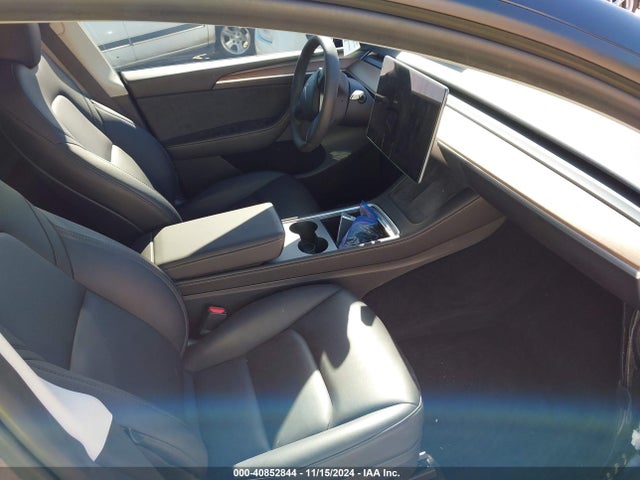 2023 TESLA MODEL Y 7SAYGAEE1PF837301 Photo 4