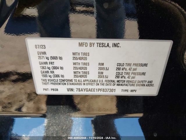 2023 TESLA MODEL Y 7SAYGAEE1PF837301 Photo 8