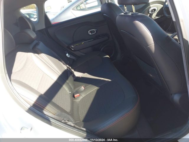 KNDJX3AA6K7911453 KIA Soul !