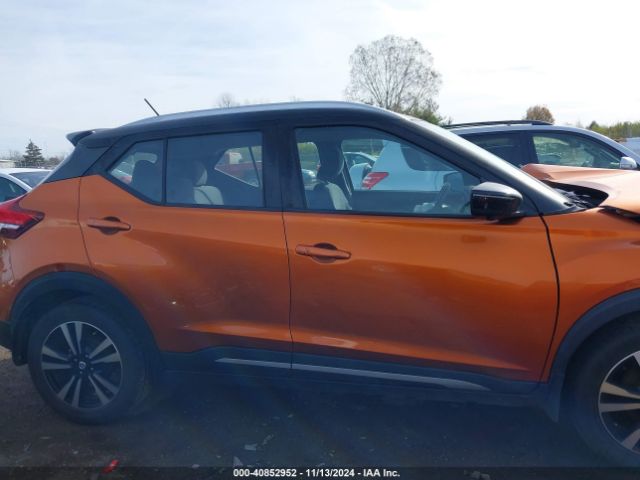 3N1CP5CU7KL566881 Nissan KICKS SR