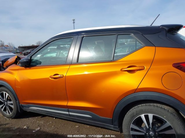 3N1CP5CU7KL566881 Nissan KICKS SR