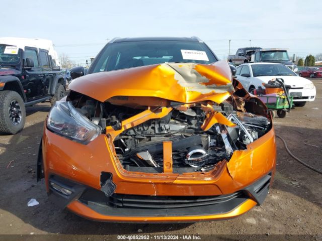 3N1CP5CU7KL566881 Nissan KICKS SR