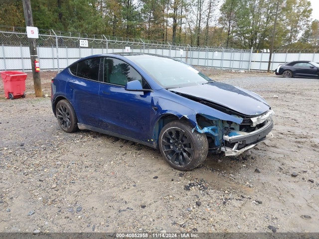 2021 TESLA MODEL Y 5YJYGDEE4MF112351 Photo 0