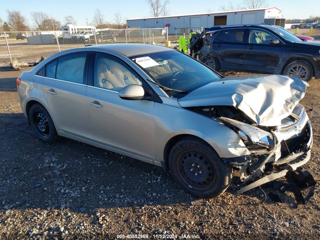 2015 1G1PC5SB3F7169150 main image