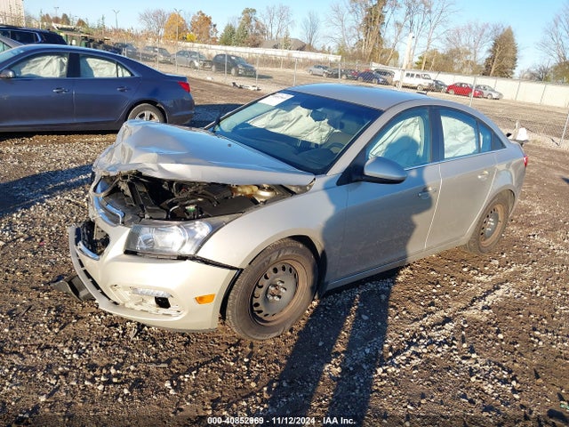 Chevrolet Cruze 1lt Auto 2015 1G1PC5SB3F7169150 Image 2