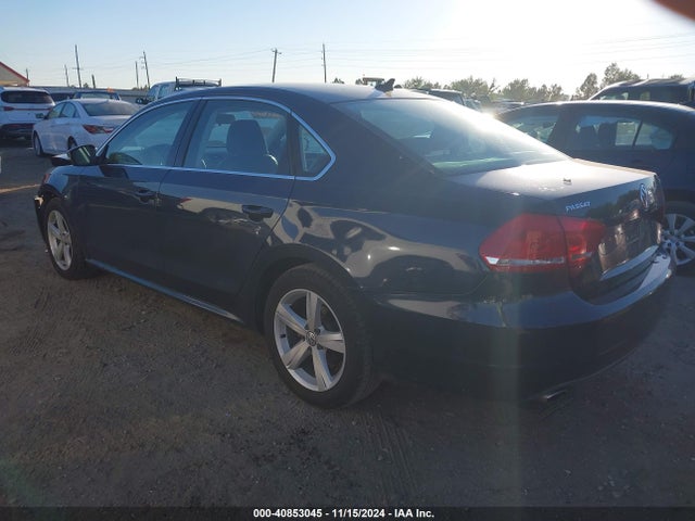 1VWBT7A32FC004816 Volkswagen Passat 1.8t Se