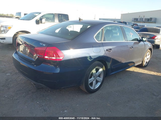 1VWBT7A32FC004816 Volkswagen Passat 1.8t Se