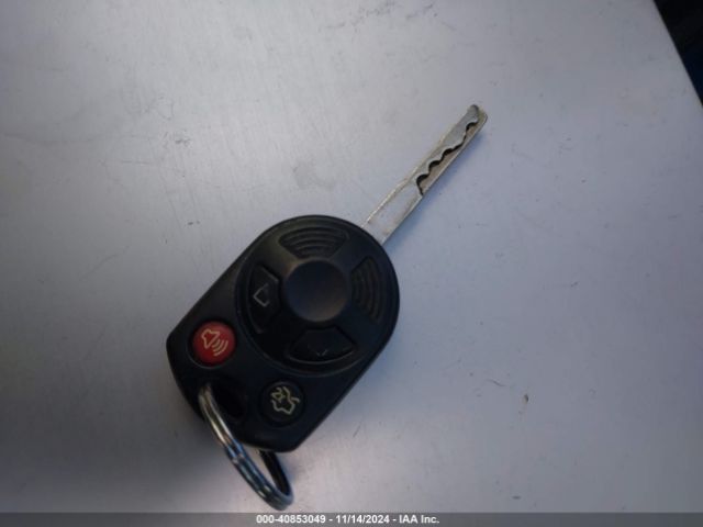 1FADP3F22JL272885 Ford FOCUS SE