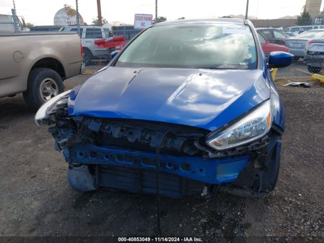 1FADP3F22JL272885 Ford FOCUS SE