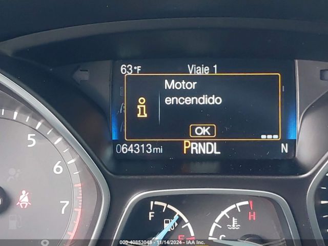 1FADP3F22JL272885 Ford FOCUS SE