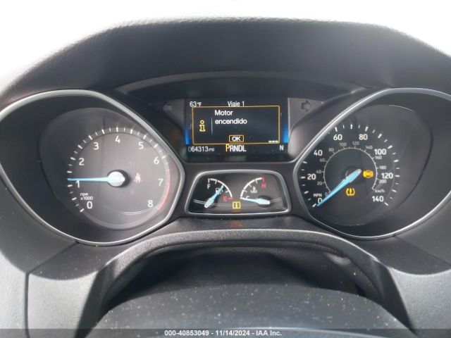 1FADP3F22JL272885 Ford FOCUS SE