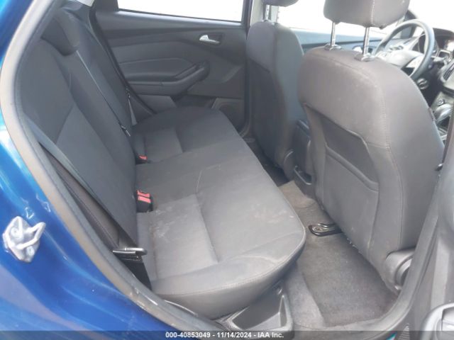 1FADP3F22JL272885 Ford FOCUS SE