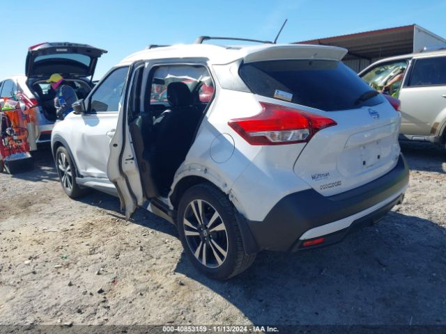 3N1CP5CU0KL524553 Nissan KICKS SR