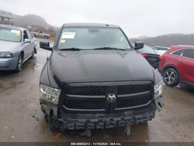 3C6RR7KT6HG574159 RAM 1500 Express  4x4 5'7 Box