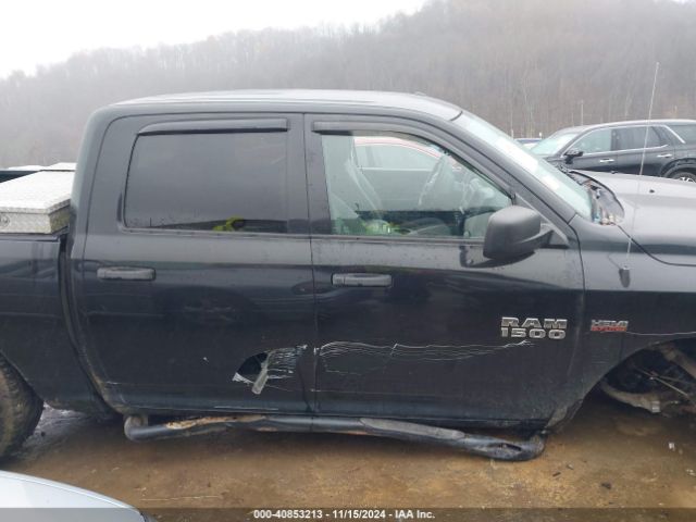 3C6RR7KT6HG574159 RAM 1500 Express  4x4 5'7 Box