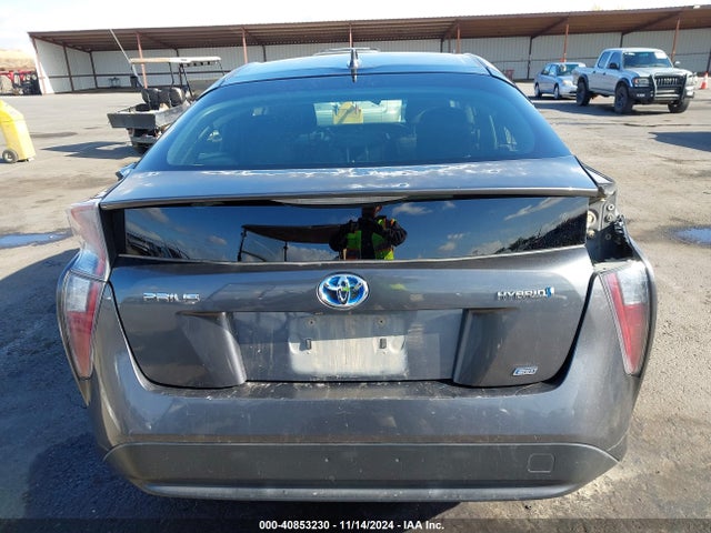 Toyota Prius Two Eco 2016 JTDKARFU0G3029317 Image 17