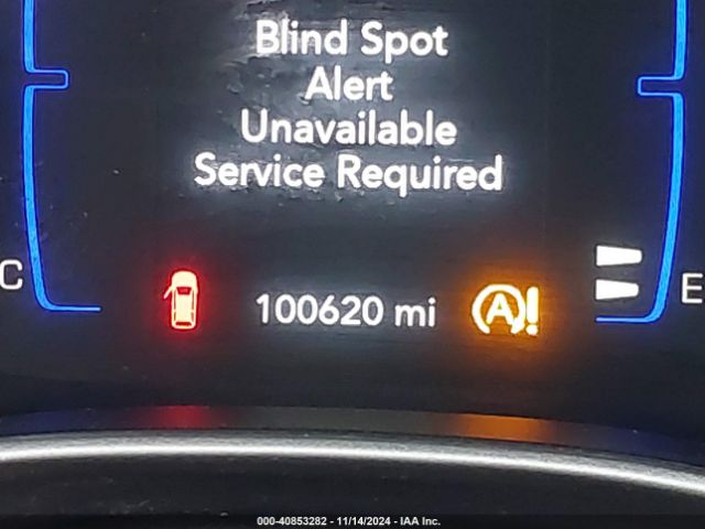 2C4RC1CGXJR163582 Chrysler Pacifica Lx
