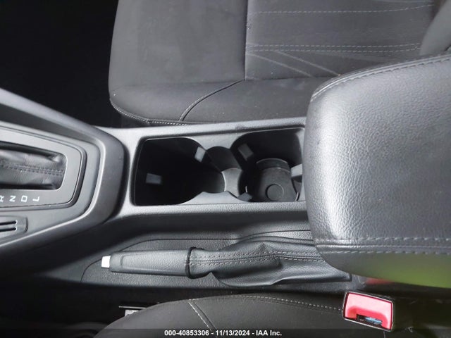 Ford FOCUS SE 2018 1FADP3K26JL255920 Image 20