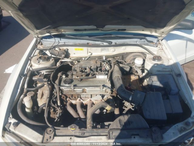 2000 MITSUBISHI GALANT 4A3AA46GXYE180502 Photo 9