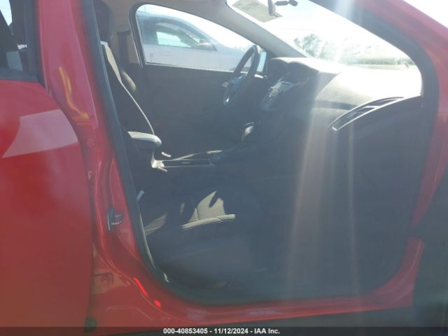 1FADP3F24FL329501 Ford FOCUS SE