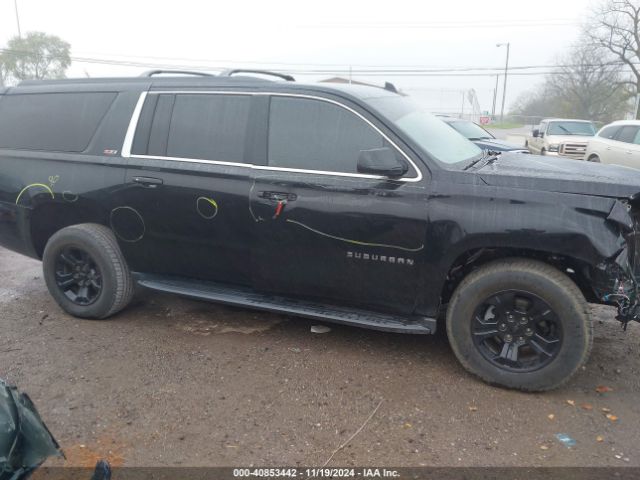 1GNSKHKC2HR376058 Chevrolet Suburban Lt