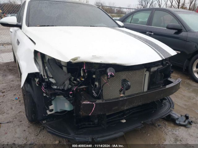 5XXGT4L12GG002570 KIA Optima Lx Turbo
