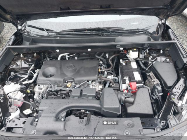 2T3A1RFV5RW429166 Toyota Rav4 Xle Premium