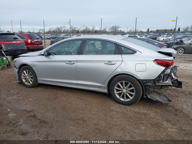Hyundai SONATA SE 2018 5NPE24AF4JH728869 Image 14