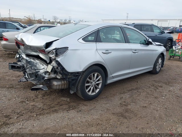 Hyundai SONATA SE 2018 5NPE24AF4JH728869 Image 4