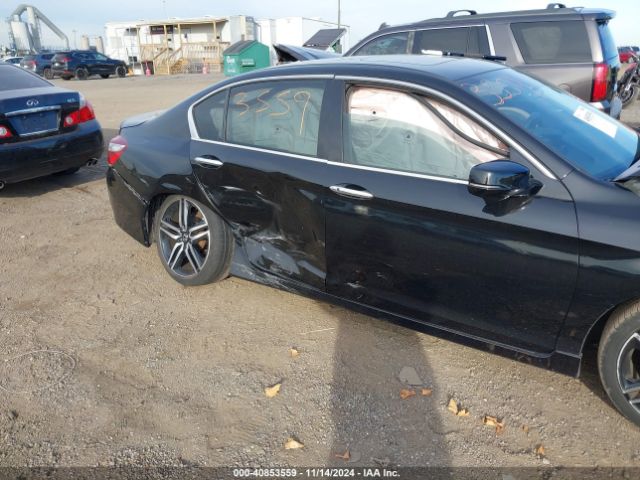 1HGCR3F94GA030943 Honda Accord Touring