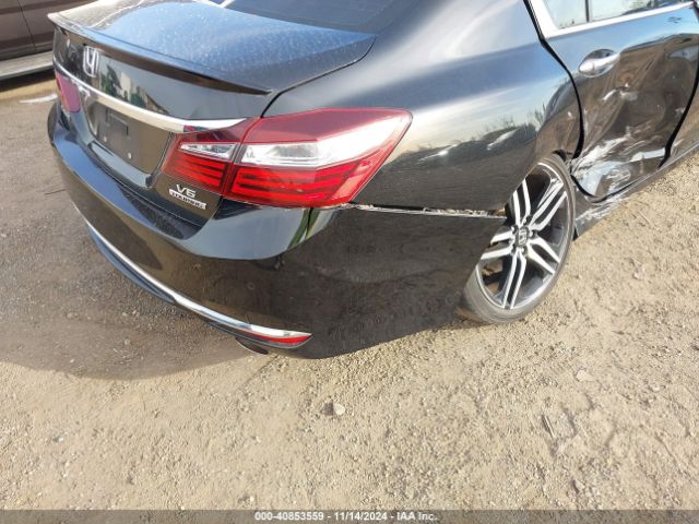 1HGCR3F94GA030943 Honda Accord Touring