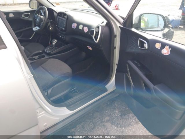 KNDJ23AU8M7777217 KIA SOUL S