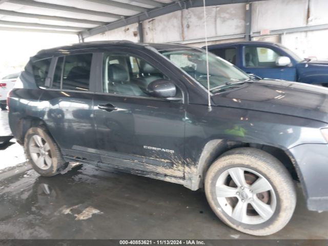 1C4NJCEB0FD131414 Jeep Compass Latitude