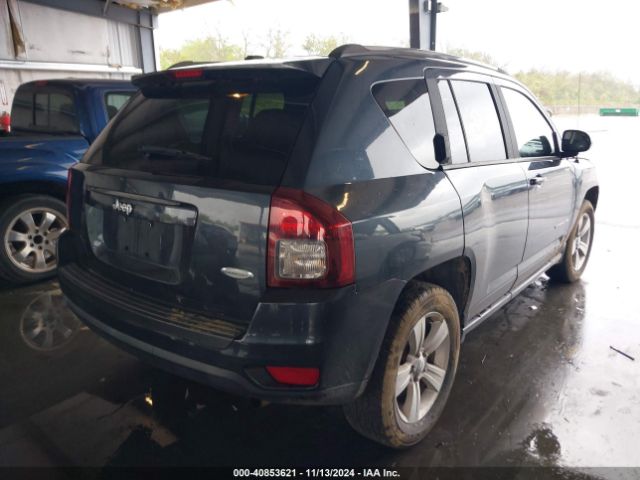 1C4NJCEB0FD131414 Jeep Compass Latitude